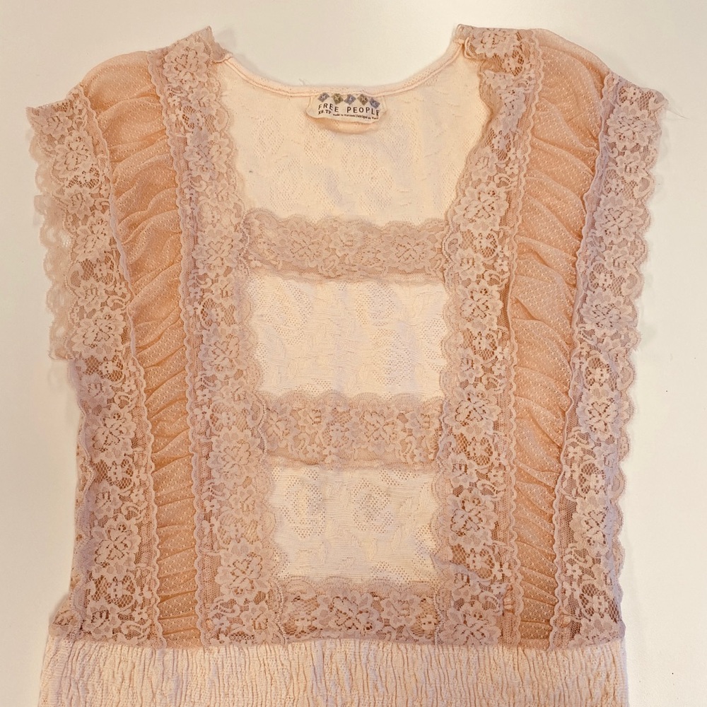 FREE PEOPLE Women’s sleeveless blouse | Size XS